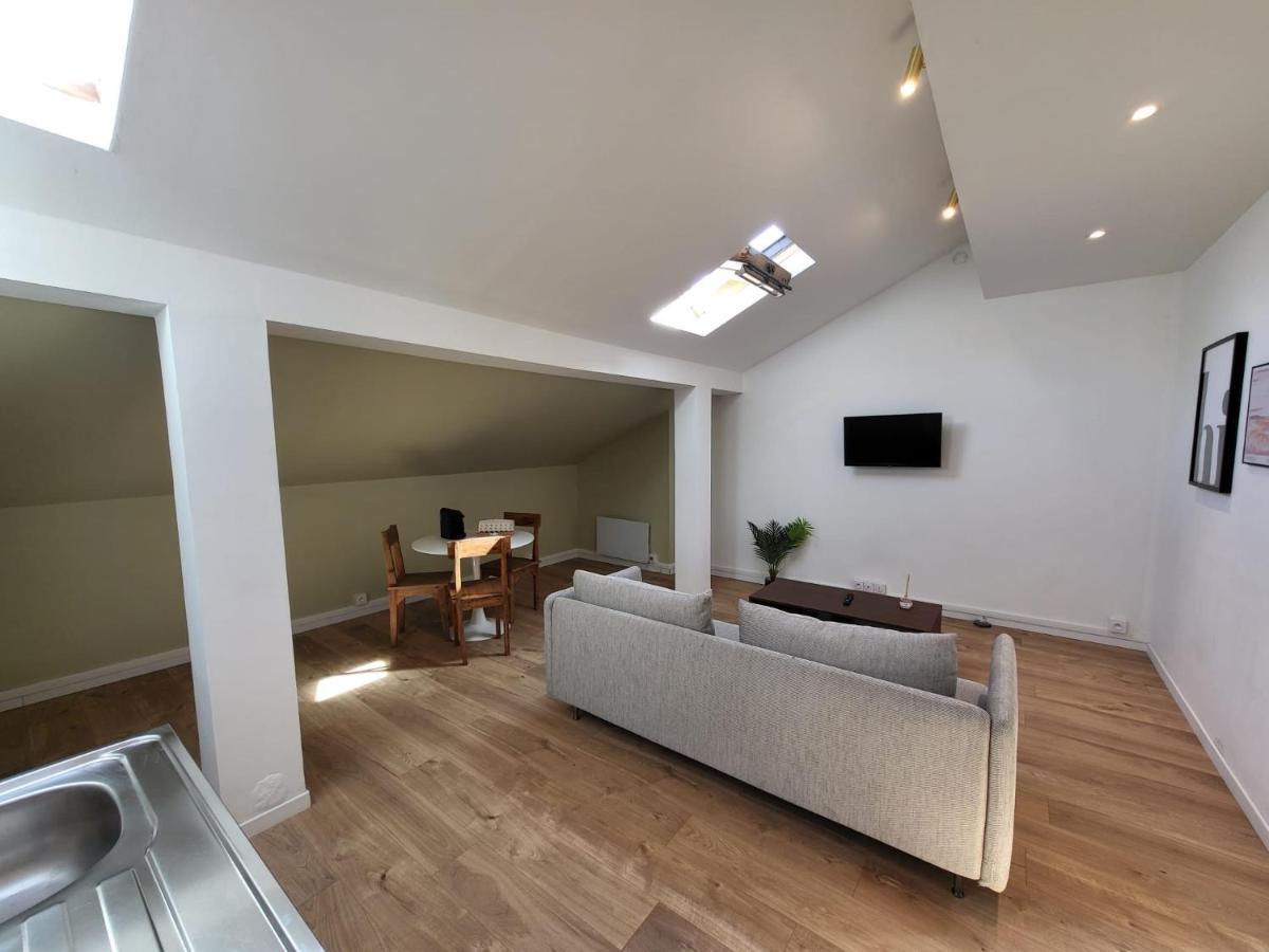 Le Neroli Apartment ลียง ภายนอก รูปภาพ